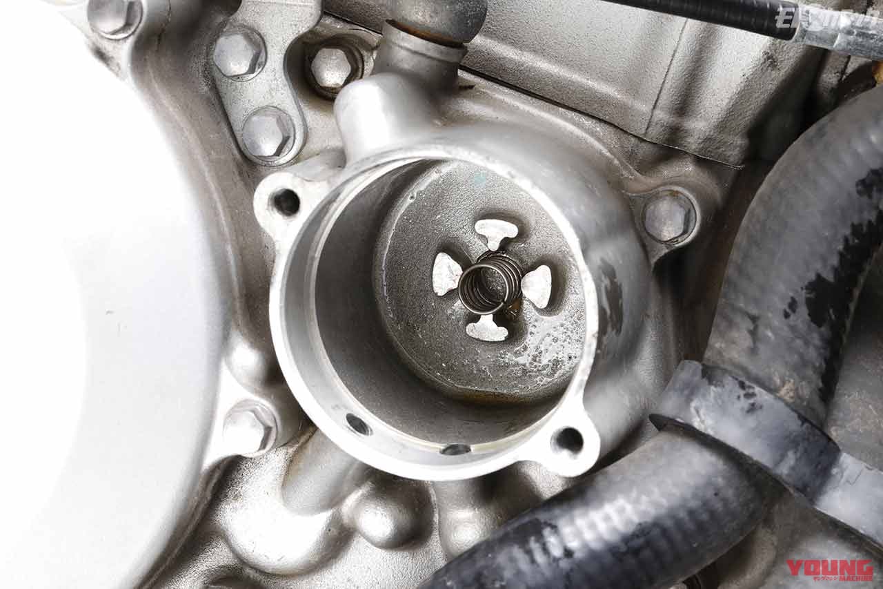 |ヤマルーブを活用したエンジンオイル交換&各種ケーブル注油で中古車快調メンテナンス