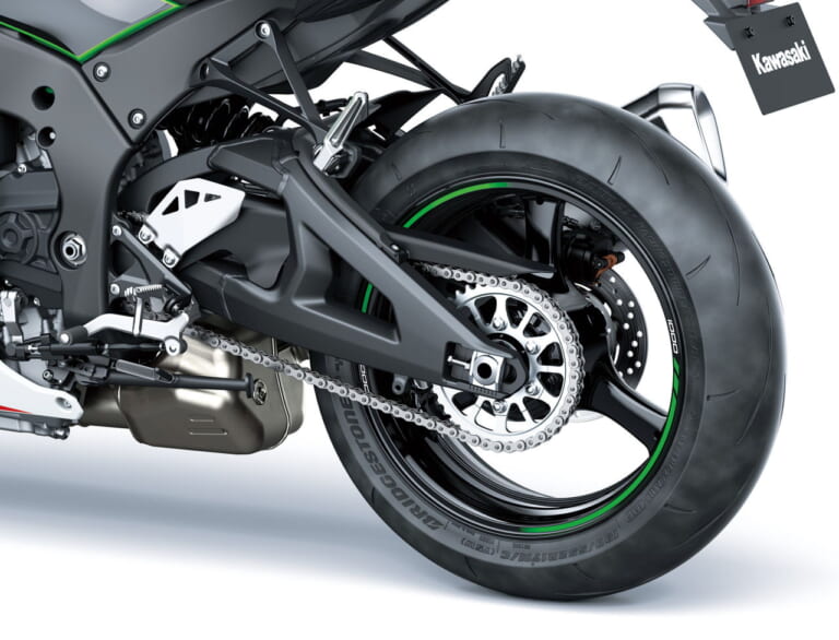 カワサキ新型「Ninja ZX-10R／Ninja ZX-10RR」発表！ クルーズ