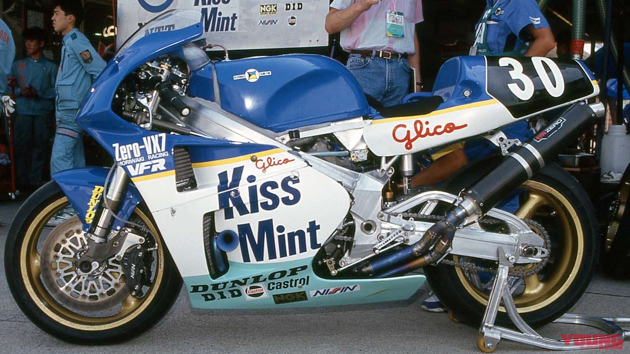 |懐かしの青春スポンサーカラーアルバム〈食品ブランド編|カップヌードル/ミスドetc.〉