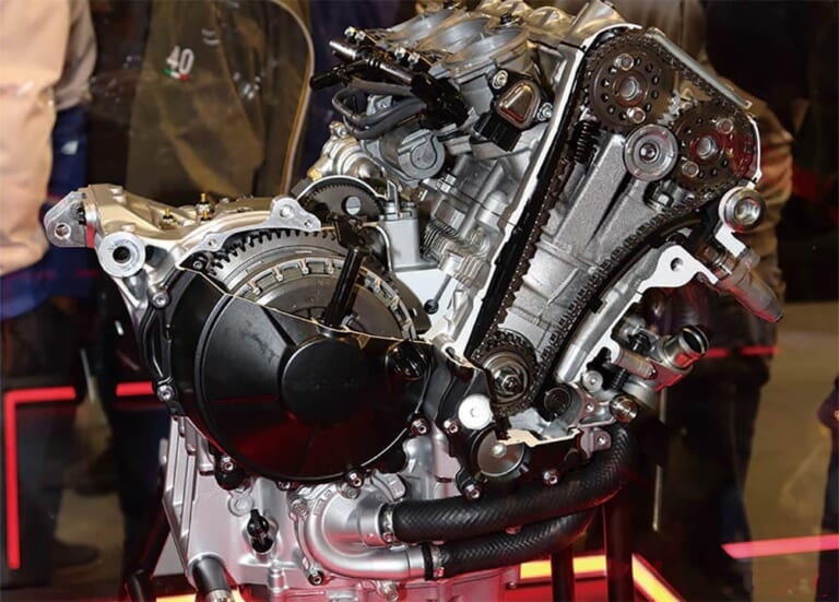 '20 HONDA CBR1000RR-R FIREBLADE/SP|次期排ガス規制クリア? 絶版? ’20-’21新車バイク動向予想〈大型スポーツモデル編〉