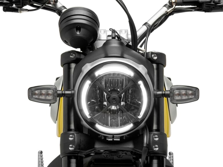 ドゥカティ スクランブラーシリーズ|バイク用デイライト=DRL装備解禁【ドゥカティ|鮮烈アイブロウがシンボル】