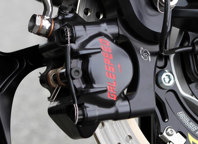 YZF-R25 アクティブカスタム|YZF-R25アクティブカスタム【自由自在にして軽快なハンドリングを獲得】