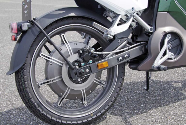 電動バイク「スーパーソコTC」試乗インプレッション|電動バイク「スーパーソコTC」試乗インプレッション【所有欲をかき立てられるルックス】