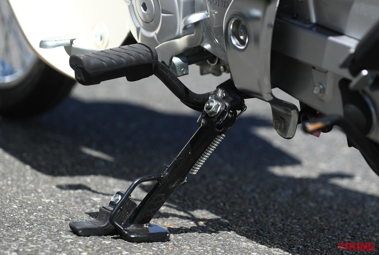 |岡崎静夏のスーパーカブ110 『天気の子』試乗インプレ【後編|思い通りに操れるのが魅力】