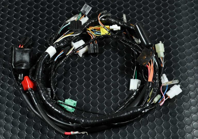 スズキGSX1100Sカタナ完調術|ユニコーンジャパンオリジナルパーツ|スズキGSX1100Sカタナ完調術#3/3【乗るなら決断は早く、整備はまとめて一気に】