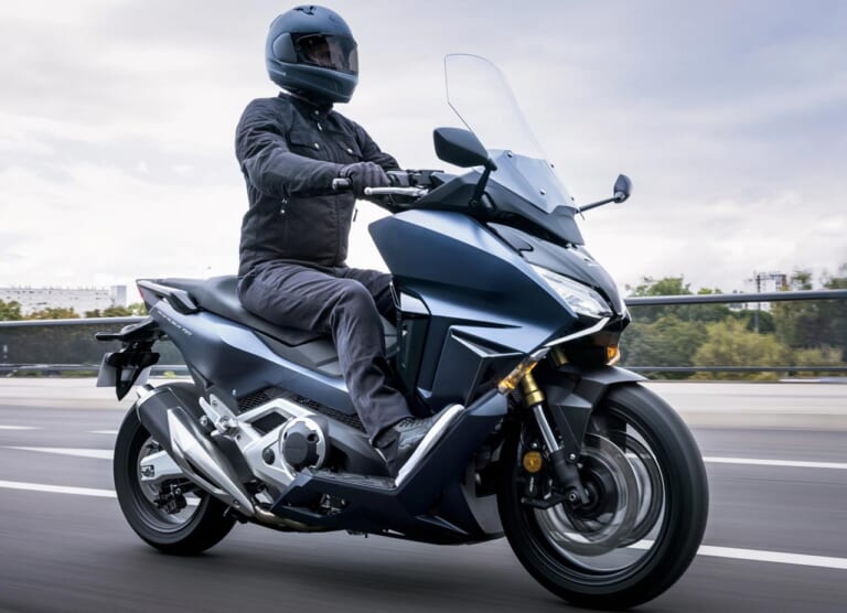 '21ホンダ新型フォルツァ750はX-ADVベースに電脳フルパック【中身はがっつりGT】|’21ホンダ新型フォルツァ750はX-ADVベースに電脳フルパック【中身はがっつりGT】