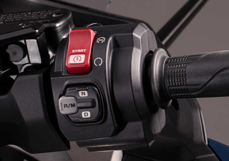 '21ホンダ新型フォルツァ750はX-ADVベースに電脳フルパック|’21ホンダ新型フォルツァ750はX-ADVベースに電脳フルパック【中身はがっつりGT】