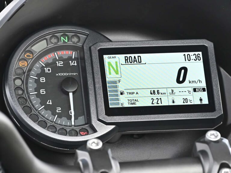 カワサキ新型ヴェルシス1000SEの電サスはショーワ製イーラ=スカイフック理論採用|カワサキ新型ヴェルシス1000SEの電サスはショーワ製イーラ=スカイフック理論採用