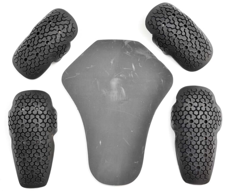 エルフ スポーツレザージャケット|ELJ-A01|クールなルックス&革製ながら運動性良好なスポーツレザージャケット&パンツ〈エルフ〉