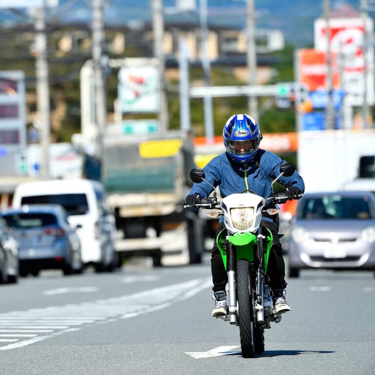 とにかく遊べる軽二輪!カワサキKLX230試乗インプレ|とにかく遊べる軽二輪!カワサキKLX230試乗インプレ【新車プレゼントキャンペーン実施中】