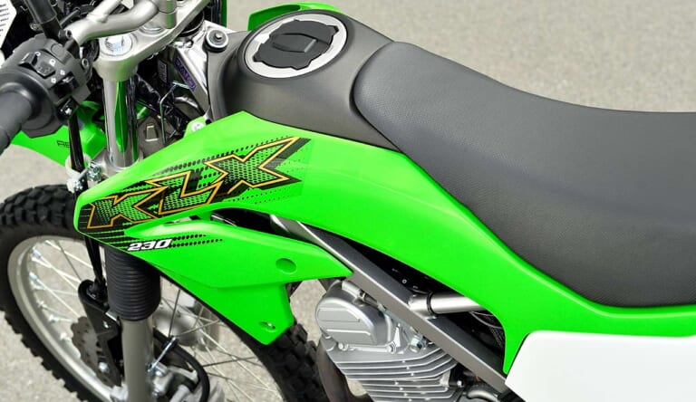 とにかく遊べる軽二輪!カワサキKLX230試乗インプレ|とにかく遊べる軽二輪!カワサキKLX230試乗インプレ【新車プレゼントキャンペーン実施中】