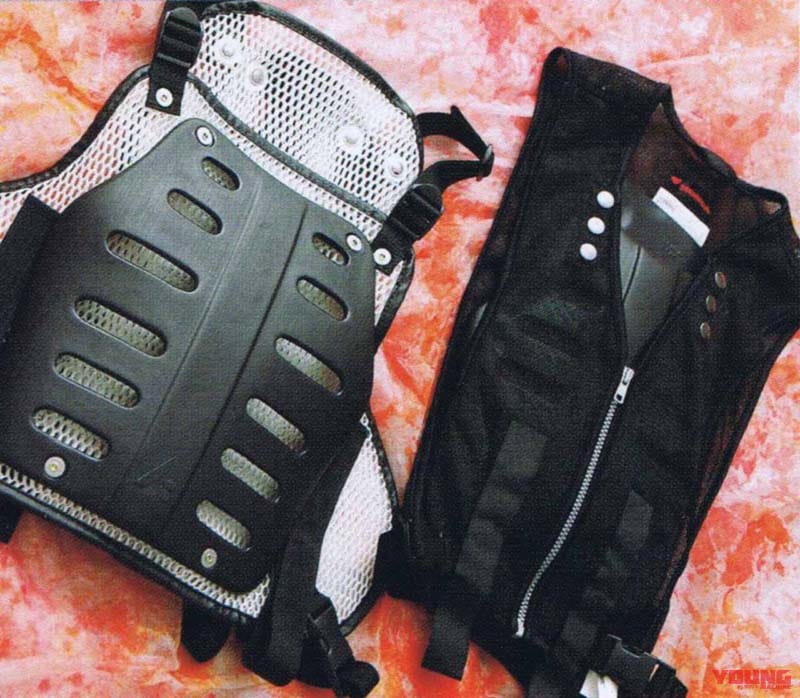 |バイク事故 死因の53.5%は胸腹部……命を守る「胸部プロテクター」の選び方