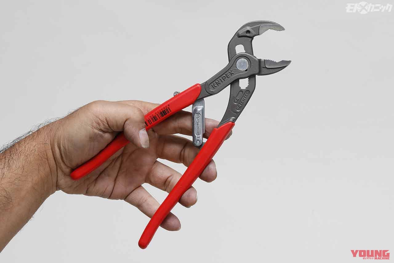 コブラ スマートグリップ ウォーターポンププライヤー|クニペックス|磨き上げた技術力で世界に認められたプライヤーのスペシャリスト・クニペックス