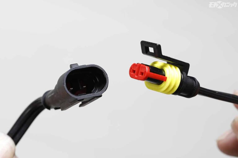 フルオートデジタルバッテリーチャージャー|プロト|バッテリーの状態を監視しながら自動充電。維持充電機能付き充電器で長期保管も安心