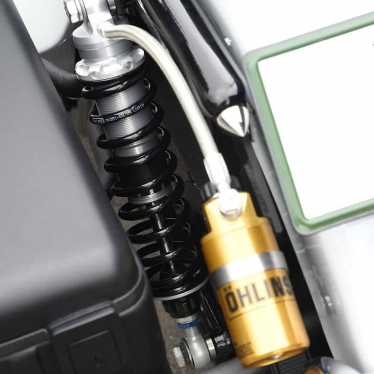 ハーレーFLHXストリートグライドカスタム by S&Fモーターサイクル|ハーレーFLHXストリートグライドカスタム【現代バガーに蘇るFXRTシルエット】