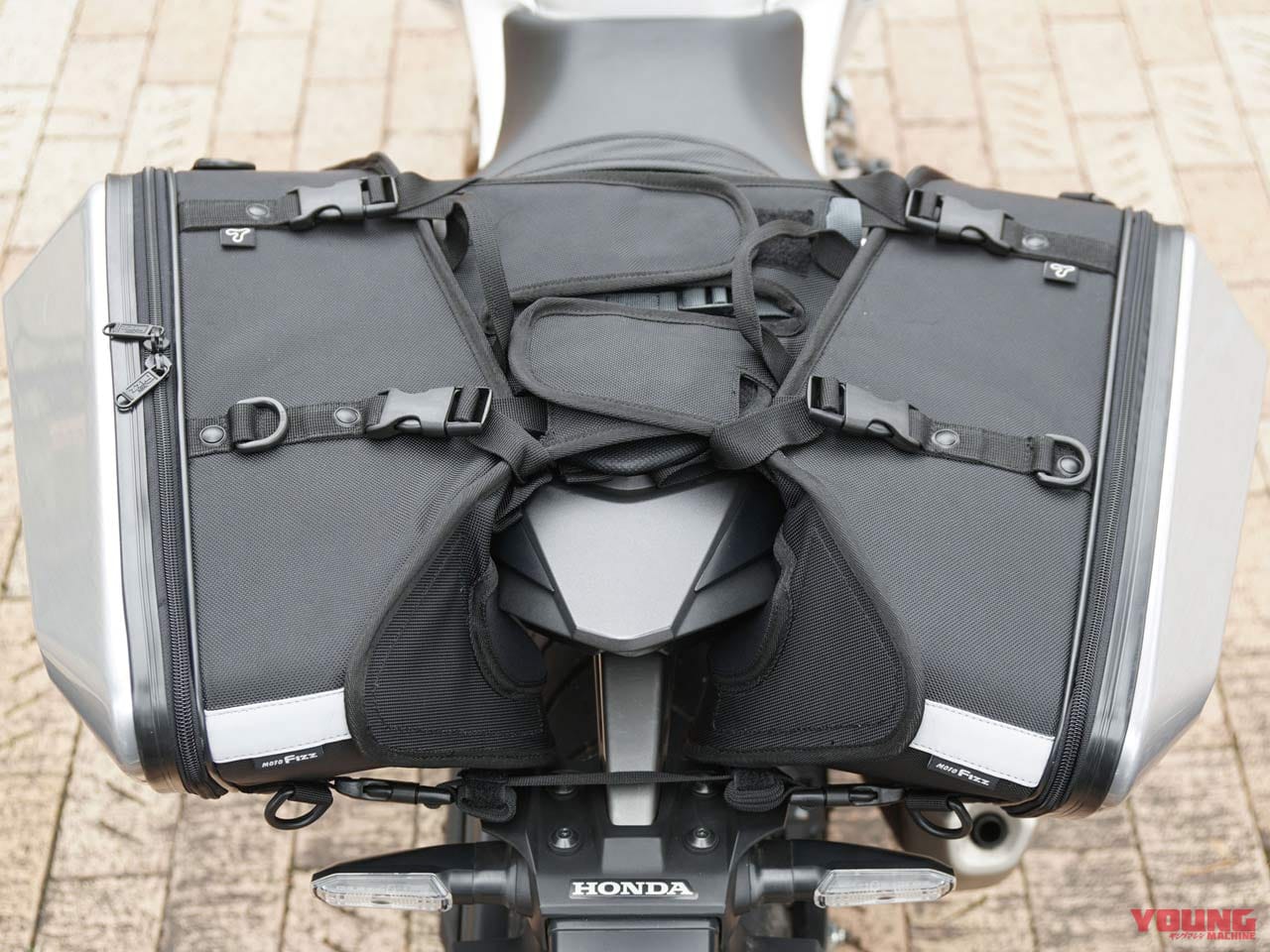 |スポーツバイクの積載力を高めるスタイリッシュな32Lサイドケース〈タナックス〉