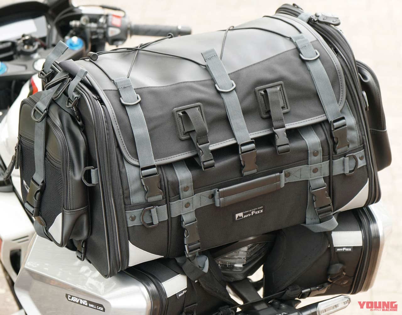 |スポーツバイクの積載力を高めるスタイリッシュな32Lサイドケース〈タナックス〉