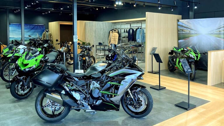 カワサキプラザ東京江戸川|カワサキプラザで手軽にバイクレンタル【バイクタレント岸田彩美が実際に借りてみた】