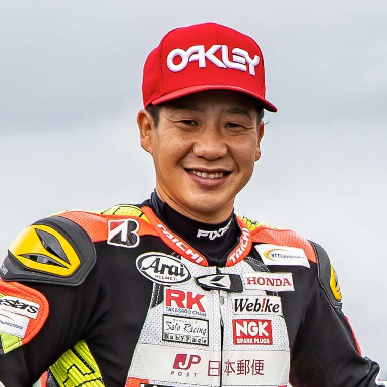 ホンダCBR600RR|小山知良選手|ホンダCBR600RRサーキット試乗インプレ【上で吠えるエンジン、でも乗りやすい】