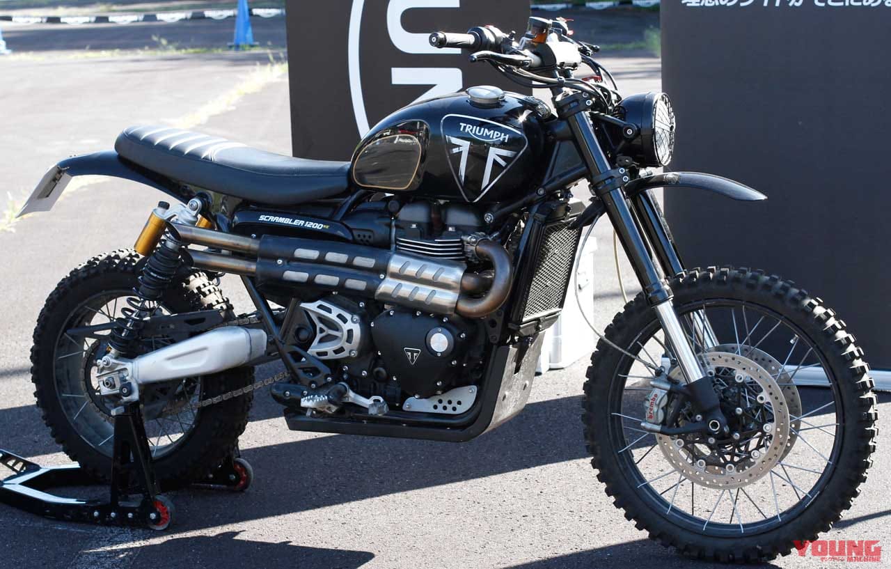 トライアンフ スクランブラー1200XE『007』劇用車|トライアンフ スクランブラー1200XEインプレ【コレに乗れば007になれるかも!?】
