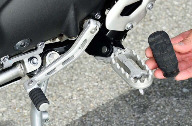 トライアンフ スクランブラー1200XEインプレッション|トライアンフ スクランブラー1200XEインプレ【コレに乗れば007になれるかも!?】