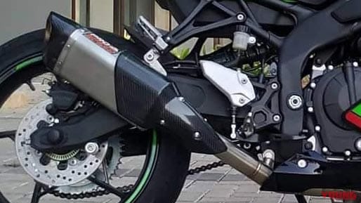 PROSPEED バイパーシリーズ|ニンジャZX-25Rカスタム最前線:マフラー編〈アクラポビッチ|インドネシア製品etc.〉