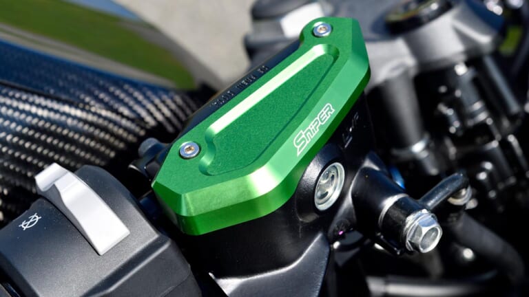 スナイパー ニンジャZX-25Rカスタム|ニンジャZX-25Rカスタム:エーテック×スナイパー【カーボン外装&ビレットパーツ】