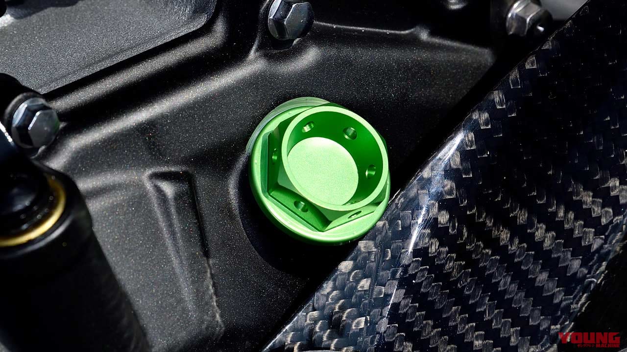 |ニンジャZX-25Rカスタム:エーテック×スナイパー【カーボン外装&ビレットパーツ】