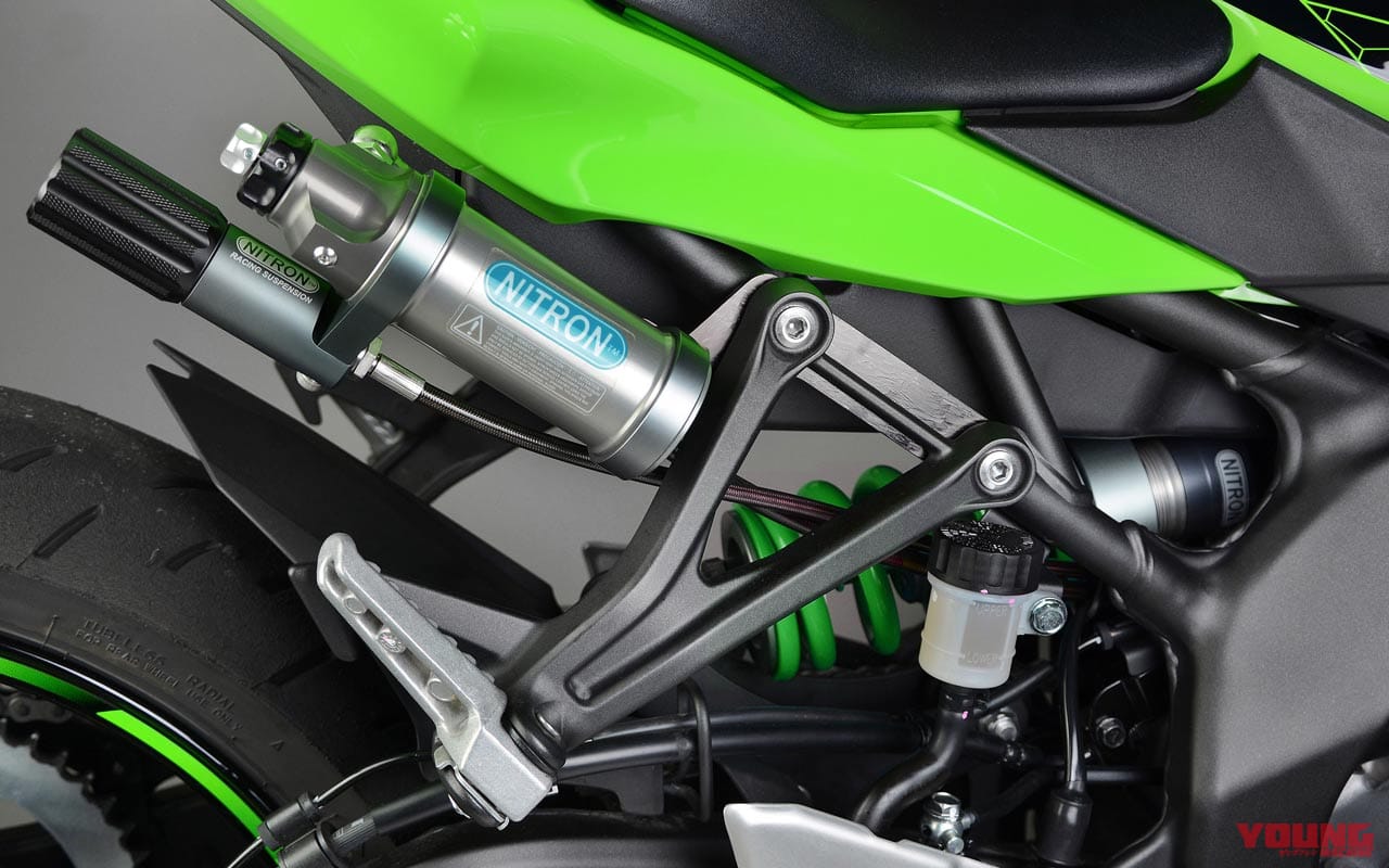 |ニンジャZX-25Rカスタム最前線〈ケイズスタイル|エッチングファクトリーetc.〉