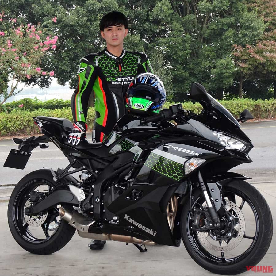 |ニンジャZX-25Rカスタム最前線〈ケイズスタイル|エッチングファクトリーetc.〉