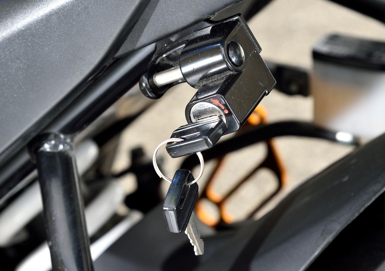 |ジクサーSF250ベビーフェイスカスタム【軽量マシンにマッチした高品質パーツ】