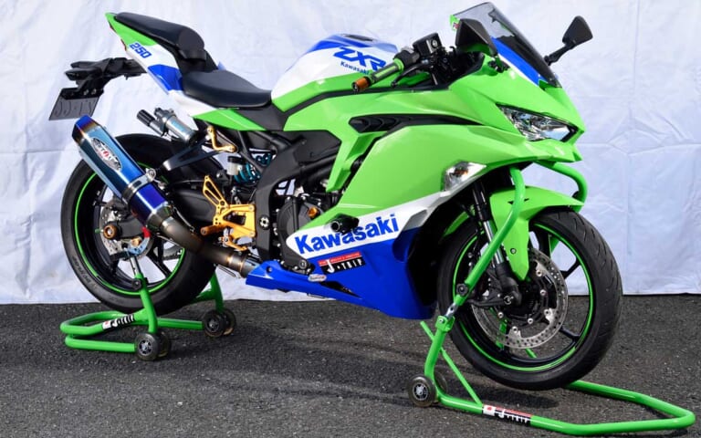 すべて自社生産、安心安全の日本製バイク用スタンドがリニューアル〈ジェイトリップ〉|すべて自社生産、安心安全の日本製バイク用スタンドがリニューアル〈ジェイトリップ〉