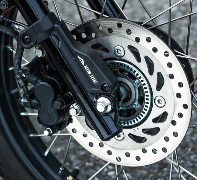 ホンダCT125ハンターカブ|岡崎静夏のホンダCT125ハンターカブ試乗インプレ【後編|スポーツバイク感覚を満喫!】