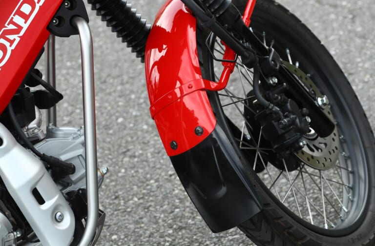 ホンダCT125ハンターカブ|岡崎静夏のホンダCT125ハンターカブ試乗インプレ【後編|スポーツバイク感覚を満喫!】