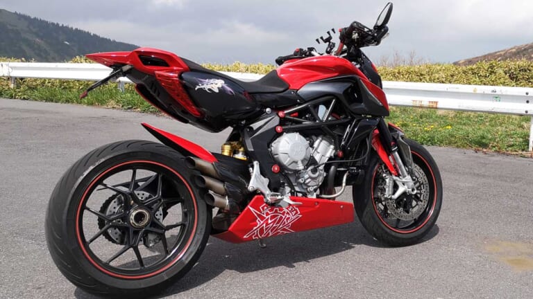 ヤングマシンメンバーズ愛車インプレッション〈MVアグスタ リヴァーレ800〉|ヤングマシンメンバーズ愛車インプレッション〈MVアグスタ リヴァーレ800〉