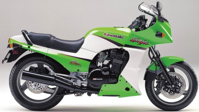 カワサキGPZ900R完調術〈プロに学ぶ’80s国産名車メンテナンス〉|カワサキGPZ900R完調術#1〈プロに学ぶ’80s国産名車メンテナンス〉