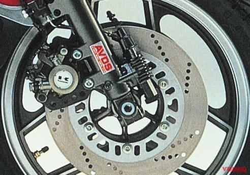 プロに学ぶカワサキGPZ900R完調術【ウィークポイント解説】|プロに学ぶカワサキGPZ900R完調術#2【ウィークポイント解説|対処法は確立済み】