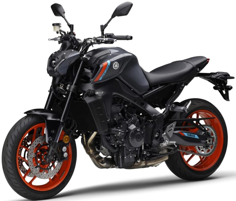 新型ヤマハMT-09は排気量アップ×軽量化×最新電脳|新型ヤマハMT-09は排気量アップ×軽量化×最新電脳【モノアイルックでフルチェン決行】