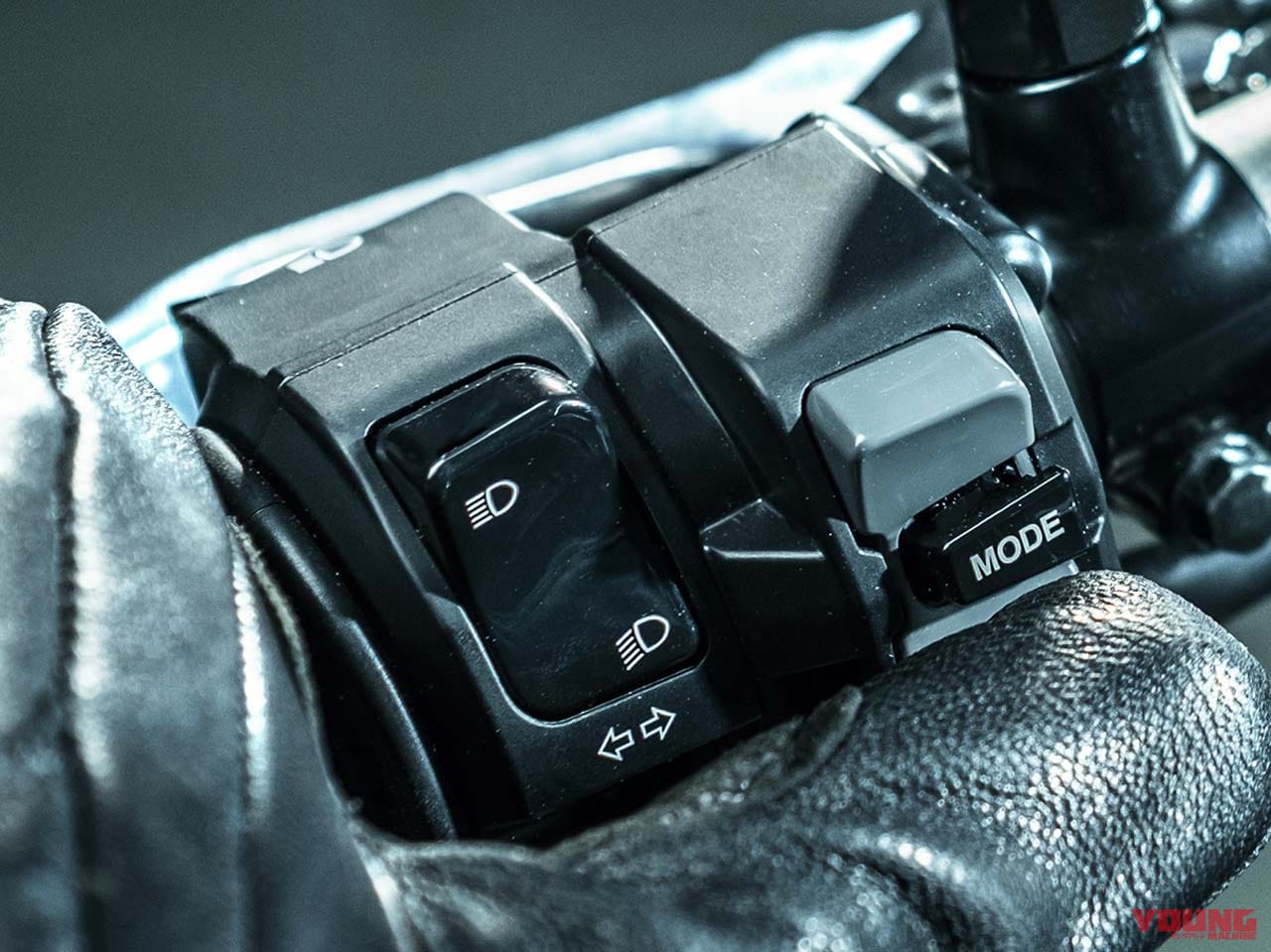 新型ヤマハMT-09は排気量アップ×軽量化×最新電脳|新型ヤマハMT-09は排気量アップ×軽量化×最新電脳【モノアイルックでフルチェン決行】