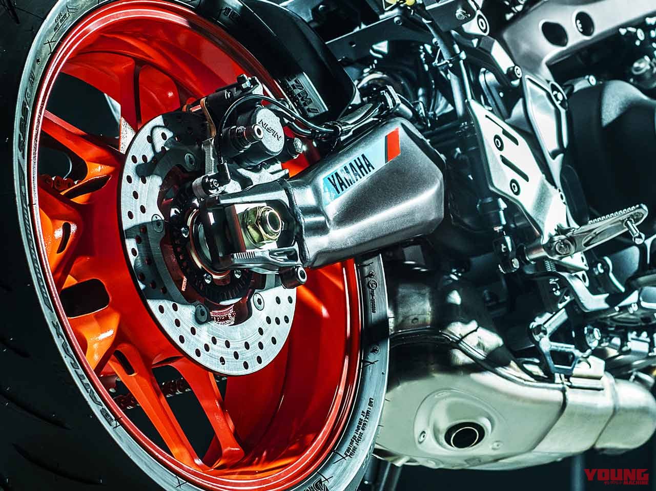 |新型ヤマハMT-09は排気量アップ×軽量化×最新電脳【モノアイルックでフルチェン決行】