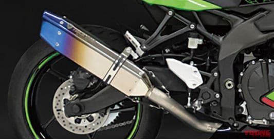 トリックスター IKAZUCHIマフラー|続々リリース!ニンジャZX-25R用新作パーツセレクション〈×6ブランド〉