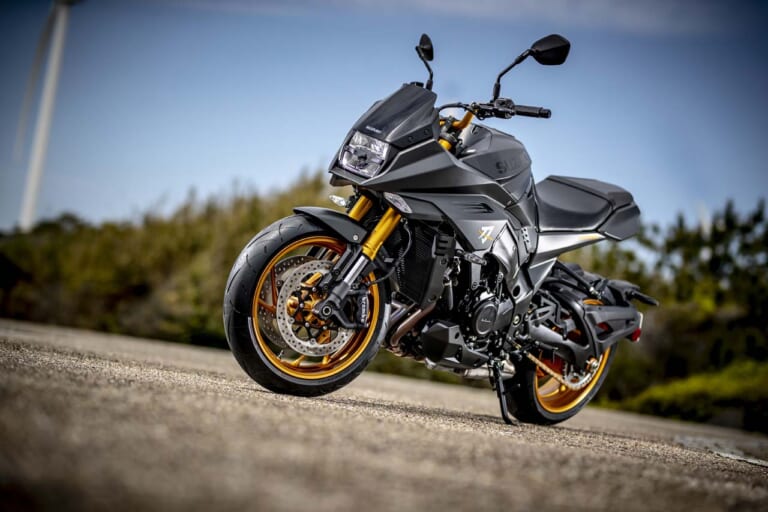 SUZUKI KATANA 特別色 参考出品車|赤カタナ完売! 1/11に受注開始した100台限定車、まだ買える可能性はある?