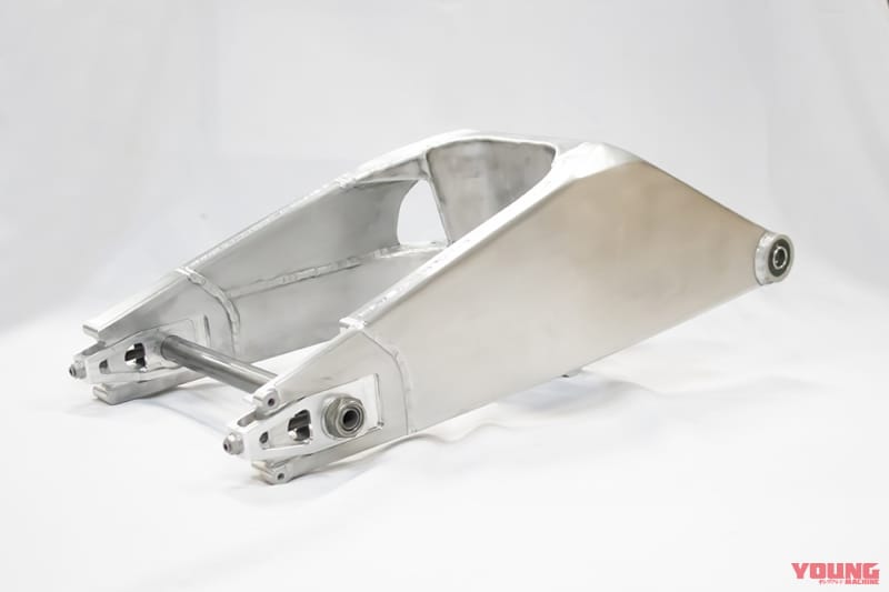 |トリックスターよりカワサキ「ニンジャH2/H2R」用スイングアームが登場!