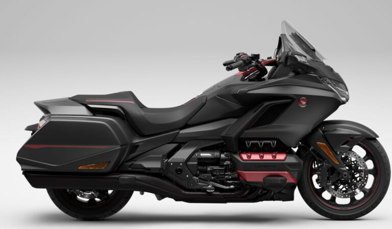 ホンダ ゴールドウイングツアー|ホンダ新型「ゴールドウイング」登場! トランクスペース拡大&オーディオ進化ほか【2/25発売】