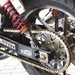 アドバンテージのスイングアーム