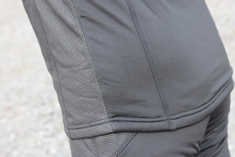 ヘンリービギンズ ボア付き 防風防寒インナーフルジップ|ボア付き防風防寒インナーフルジップ試用インプレ【薄いのに効果的|ヘンリービギンズ】