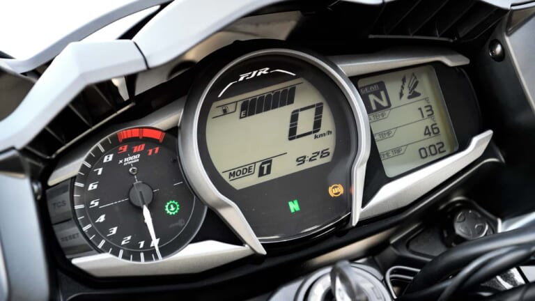 ヤマハ FJR1300AS|ヤマハFJR1300AS試乗インプレッション【熟成のツアラーモデル、買うなら今だ!】