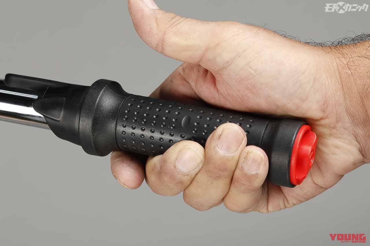 |読み取りやすい目盛りとオーソドックスな操作性で人気のプレセット型トルクレンチ〈KTC〉