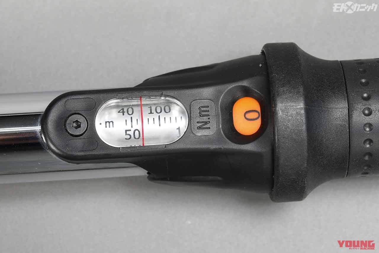 |読み取りやすい目盛りとオーソドックスな操作性で人気のプレセット型トルクレンチ〈KTC〉