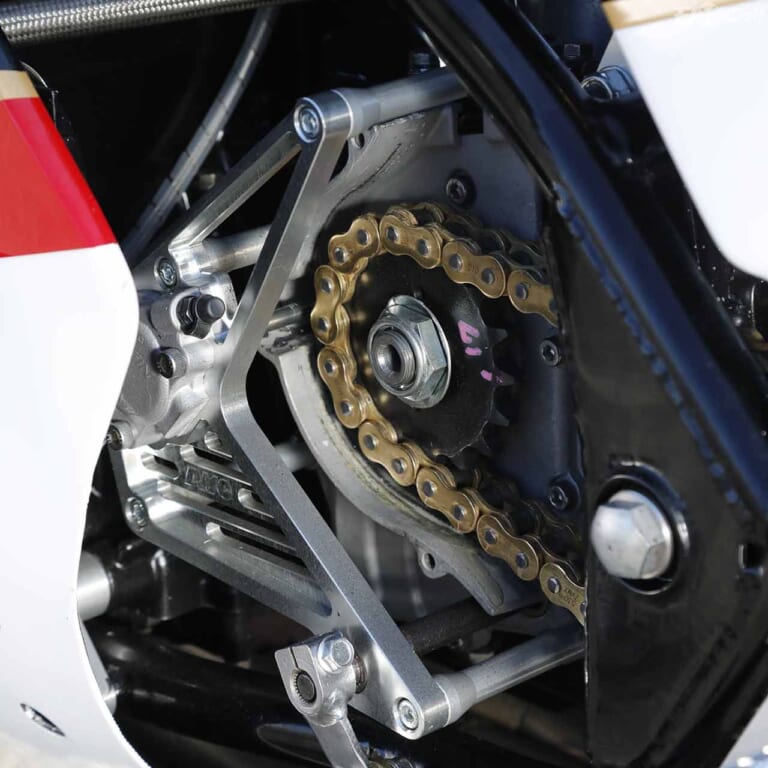 KR1000モチーフのオリジナルマシンOV-40がシェイクダウン〈オーヴァーレーシング〉|KR1000モチーフのオリジナルマシンOV-40がシェイクダウン〈オーヴァーレーシング〉